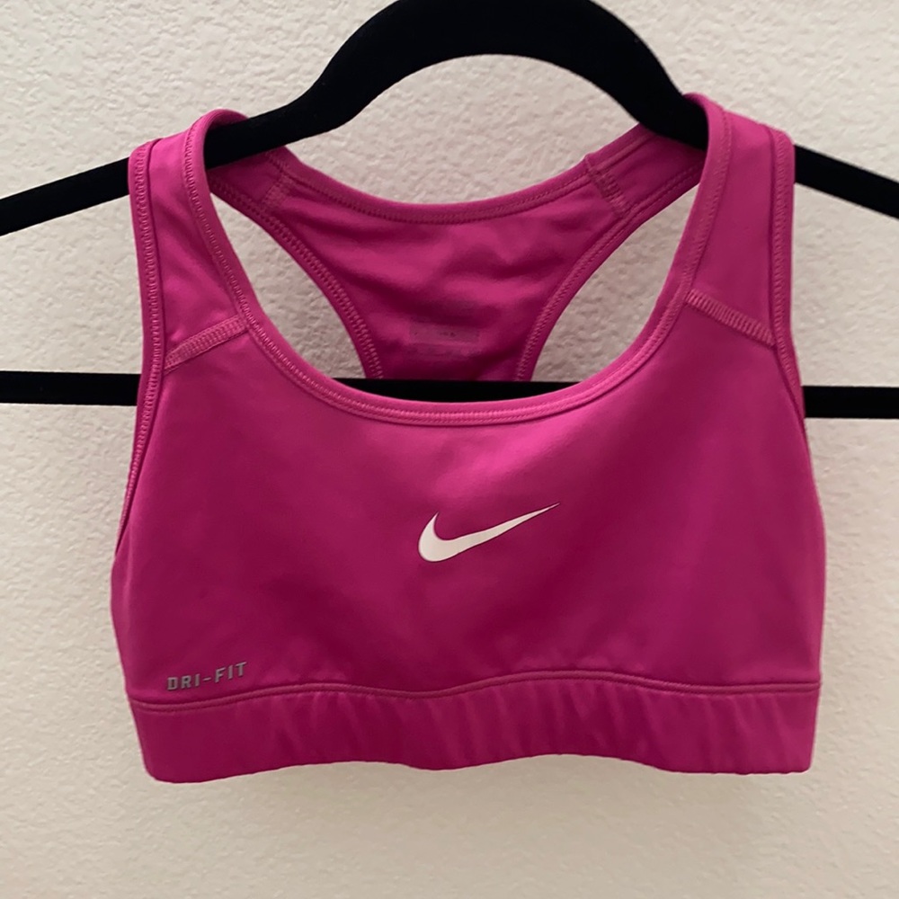 Nike Pro Sports Bra
